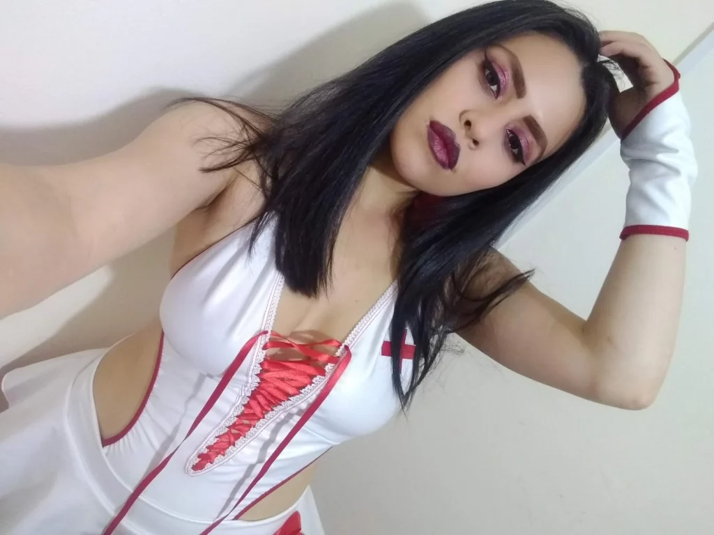 bellasmithx69 is dressed up as a naughty nurse