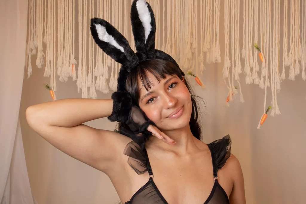 AlisonFiisher pantyhose fetish expert