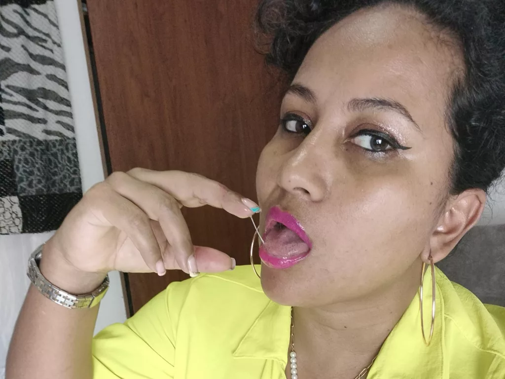 bbw cum, bbw spit play