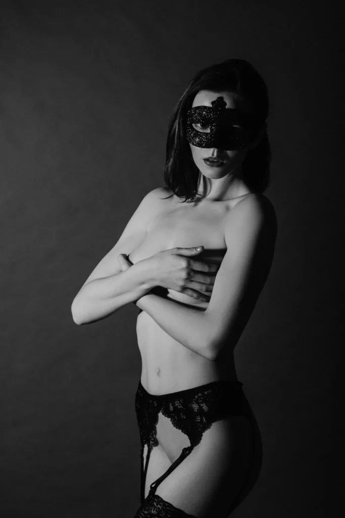 secret voyeur cam with mask on topless