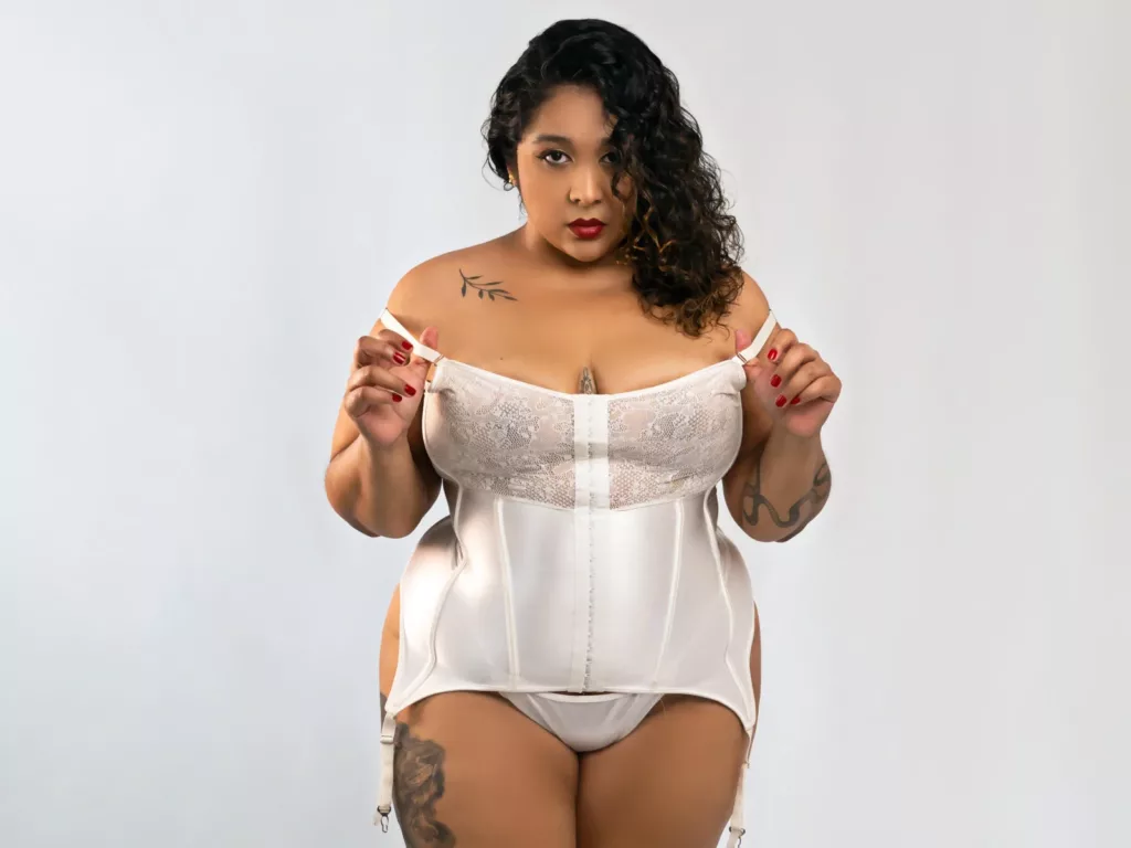 ViickyLee in sensual lingerie, BBW huge boobs on display, swinger sex stories vibe